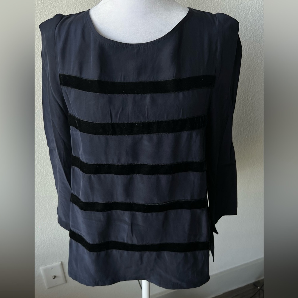 Sandro Small navy 3/4 puff sleeve SILK and velvet Blouse $395 - Picture 7 of 10